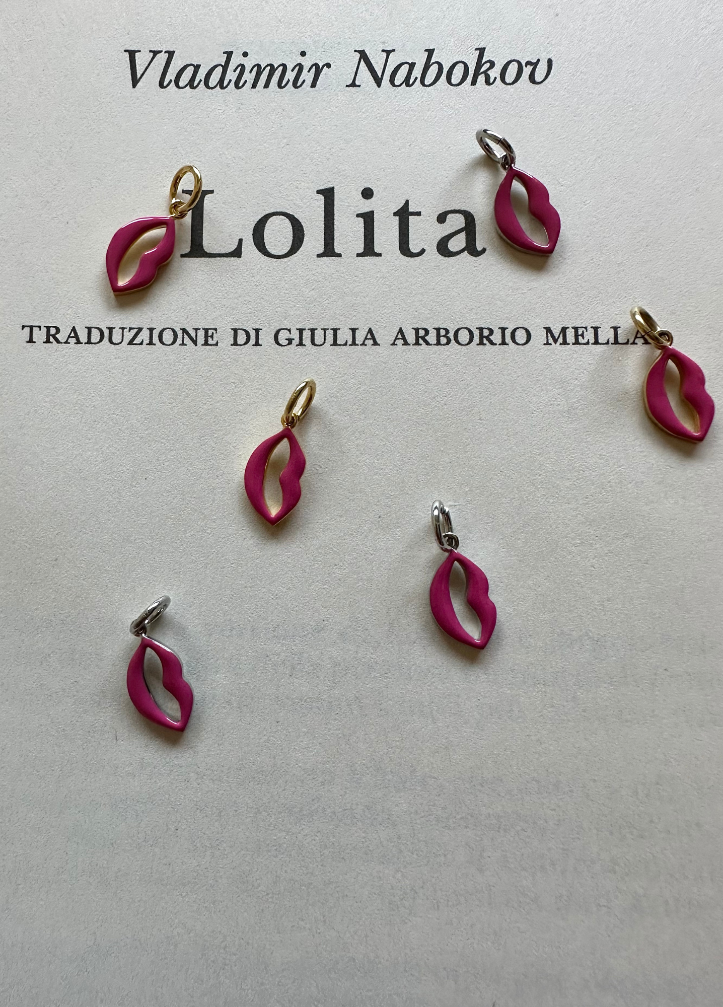 CHARM LABBRA - Lolita